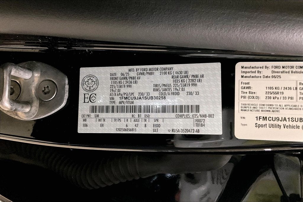 2025 Ford Escape Platinum