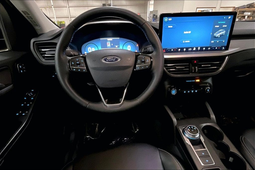 2025 Ford Escape Platinum