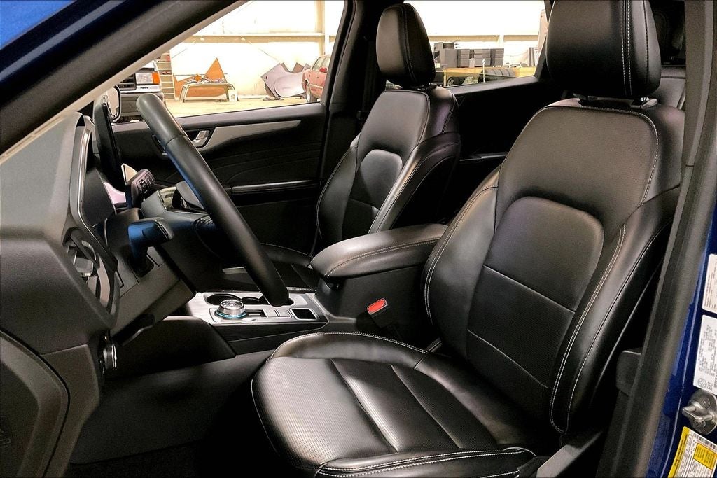 2023 Ford Escape Platinum