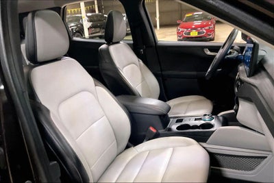 2023 Ford Escape Platinum