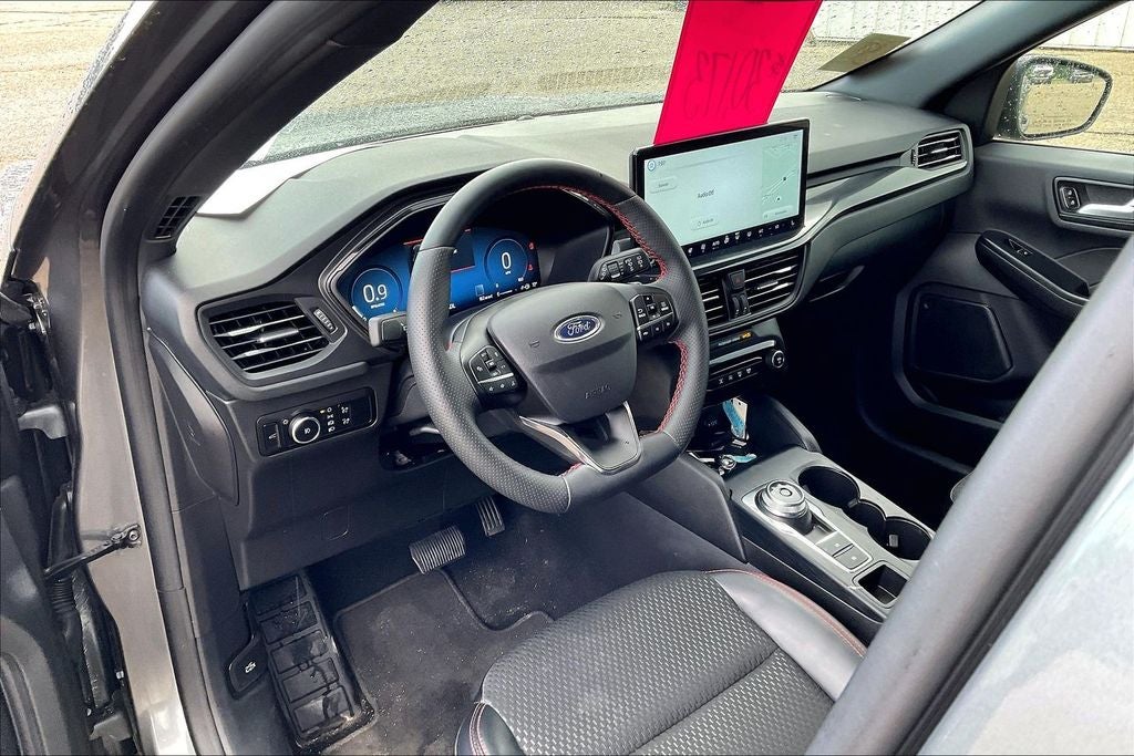2025 Ford Escape ST-Line Elite