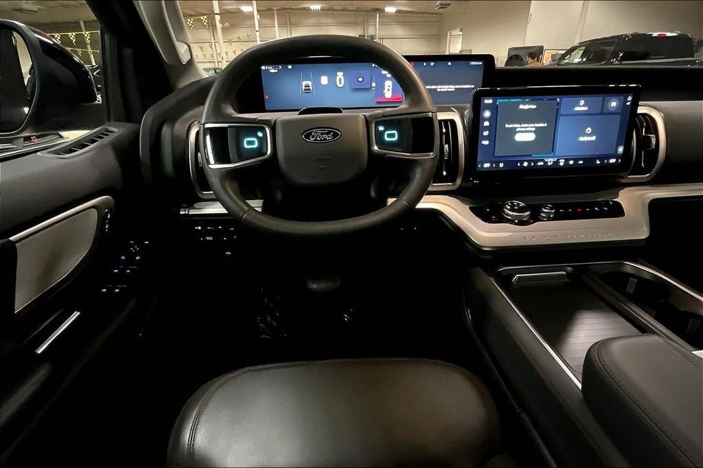 2025 Ford Expedition Max Active