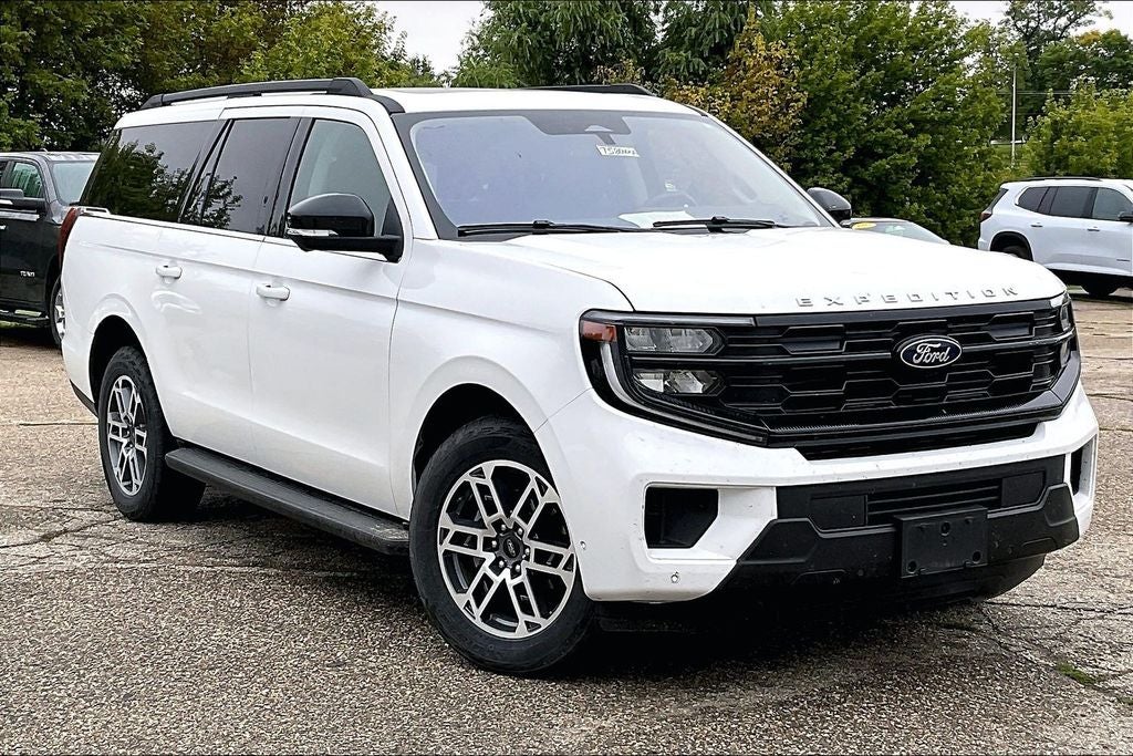 2025 Ford Expedition Max Active