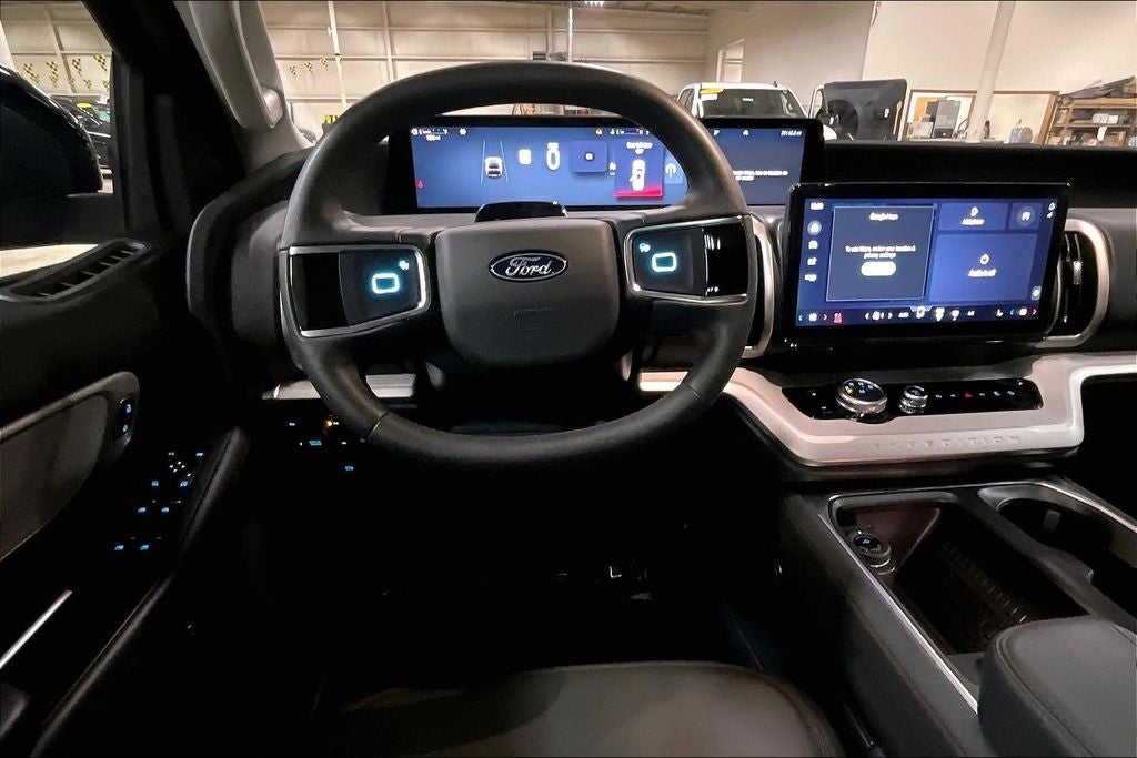 2025 Ford Expedition Max Active