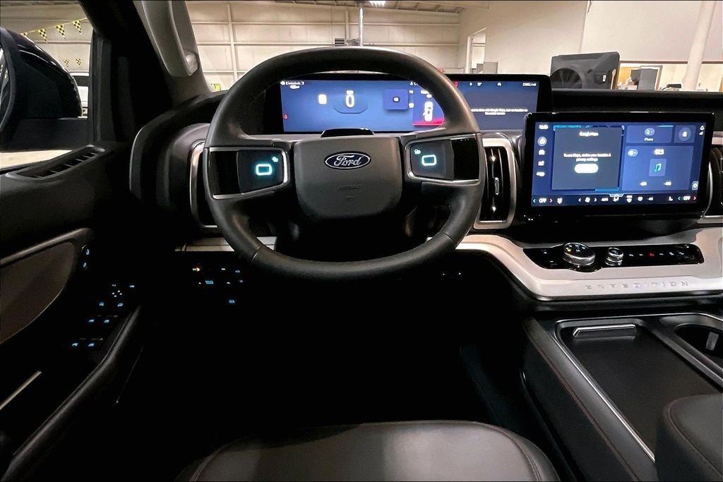 2025 Ford Expedition Max Active