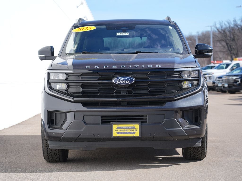 2025 Ford Expedition Active