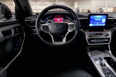 2024 Ford Explorer XLT
