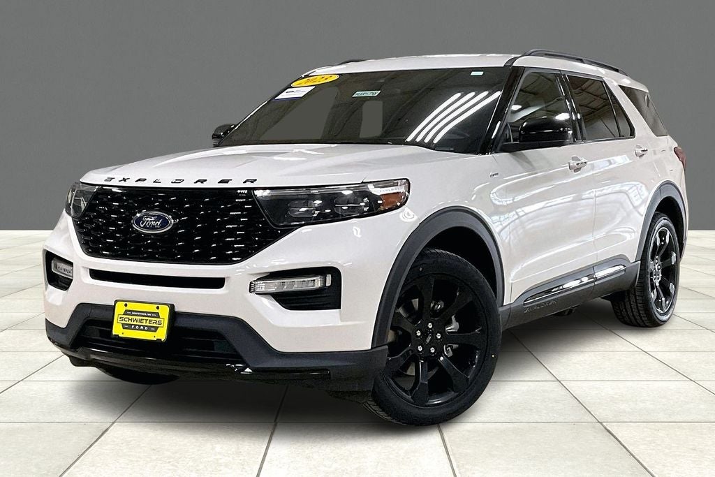 2023 Ford Explorer ST-Line