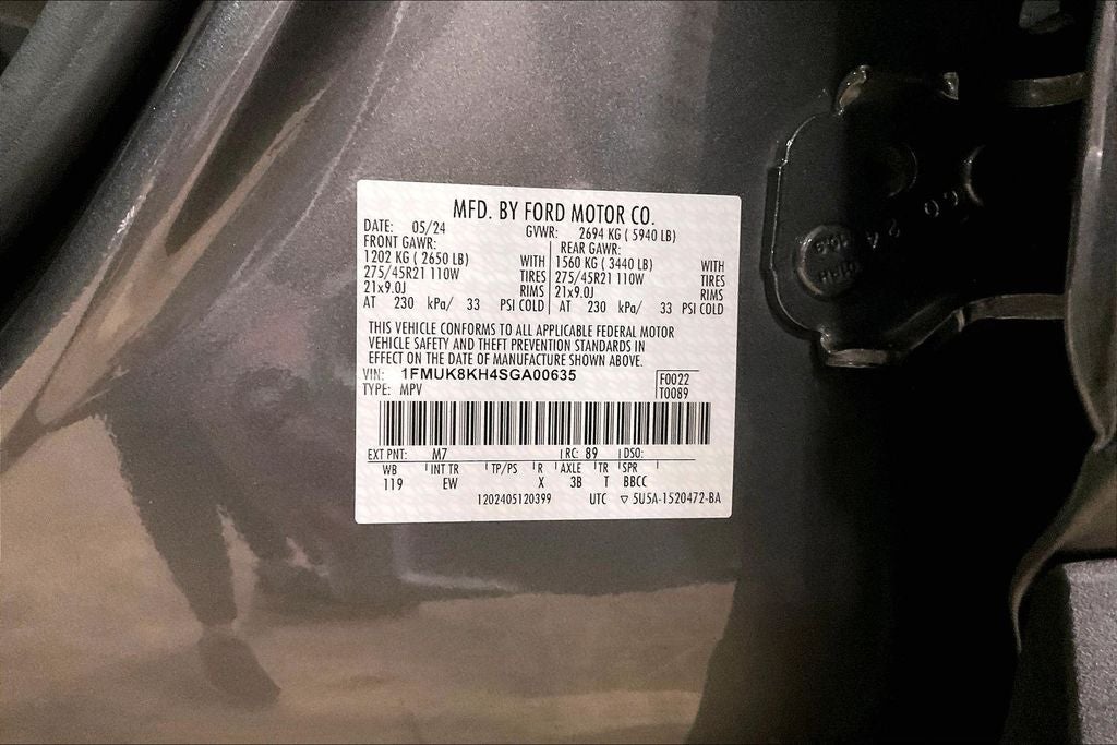 2025 Ford Explorer ST-Line