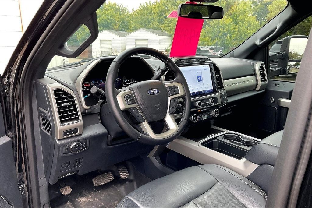 2022 Ford F-250SD Lariat