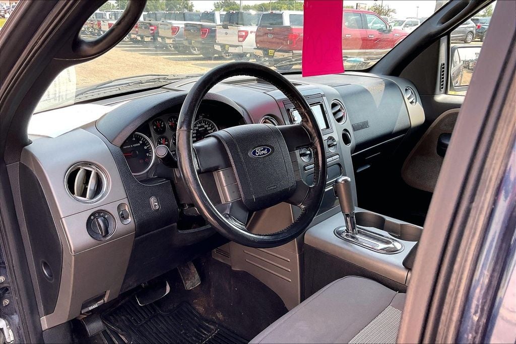 2004 Ford F-150 XLT