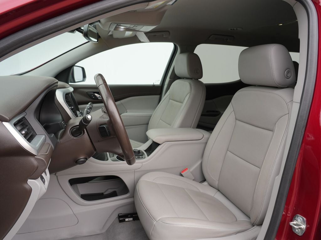 2020 GMC Acadia SLT