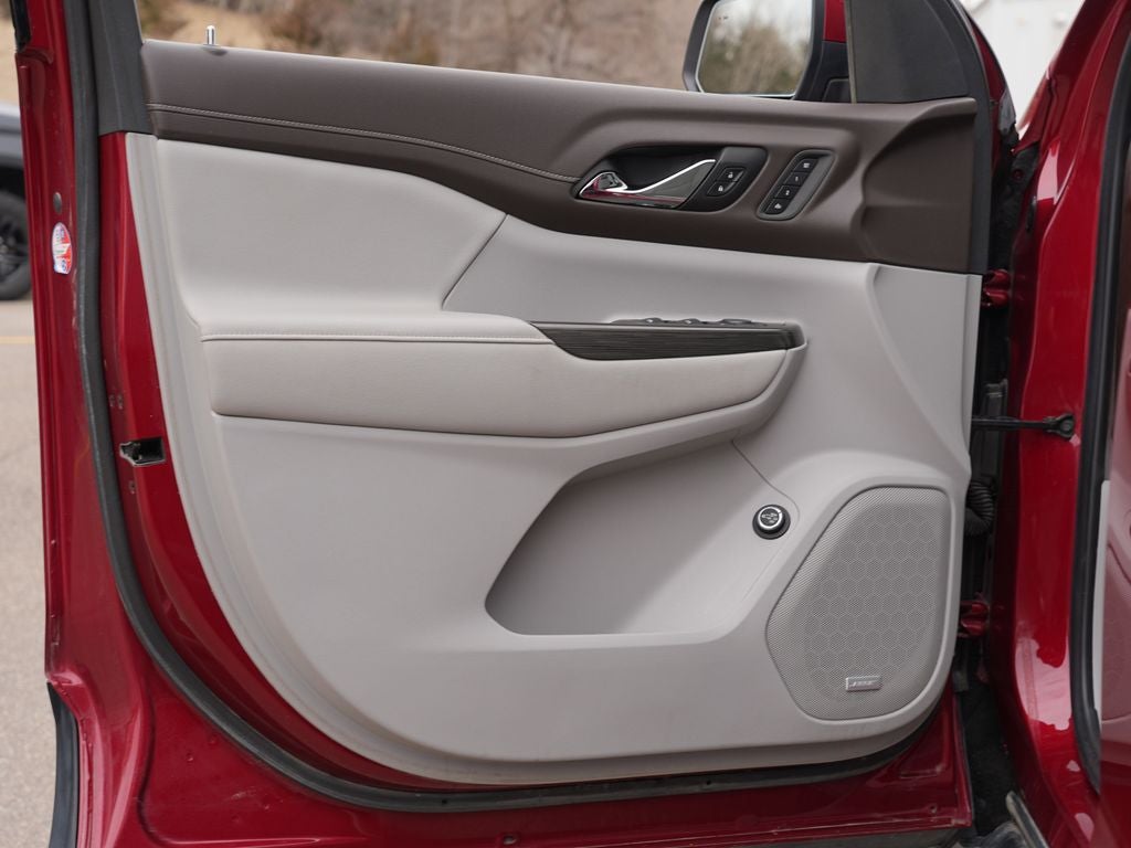 2020 GMC Acadia SLT