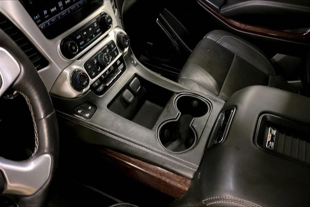 2017 GMC Yukon XL SLT