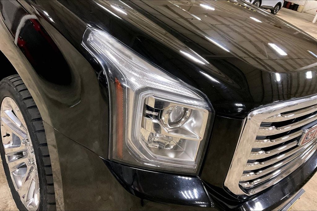 2017 GMC Yukon XL SLT
