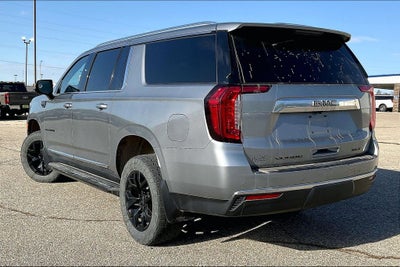 2023 GMC Yukon XL SLT