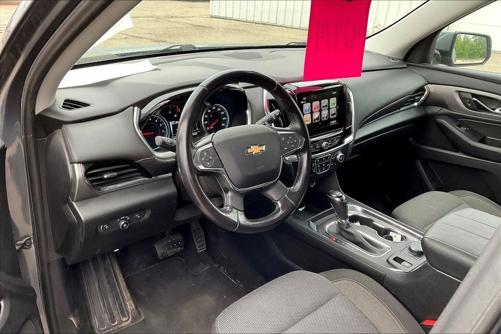2018 Chevrolet Traverse LT Cloth w/1LT