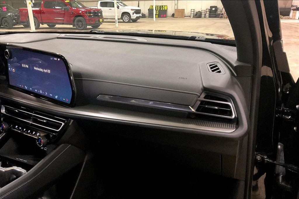 2025 Chevrolet Traverse LT 2LT