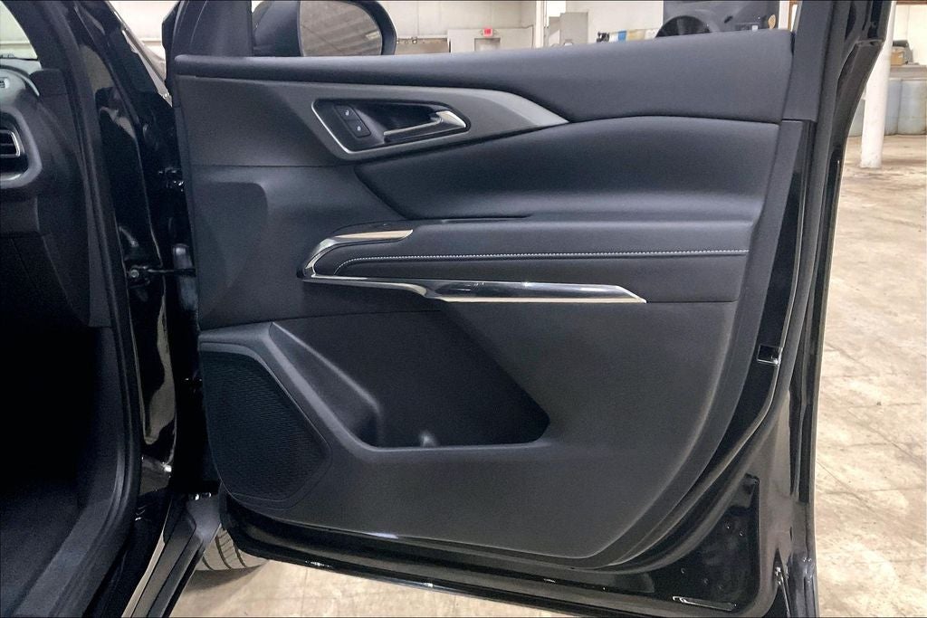 2025 Chevrolet Traverse LT 2LT