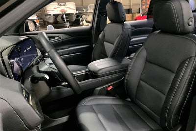 2025 Chevrolet Traverse LT 2LT