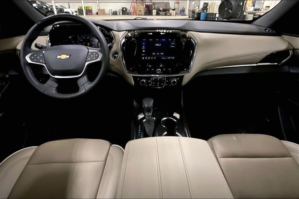 2023 Chevrolet Traverse Premier