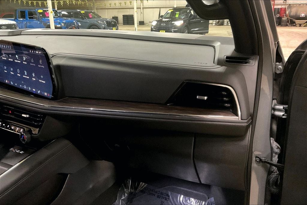 2025 Chevrolet Suburban Z71