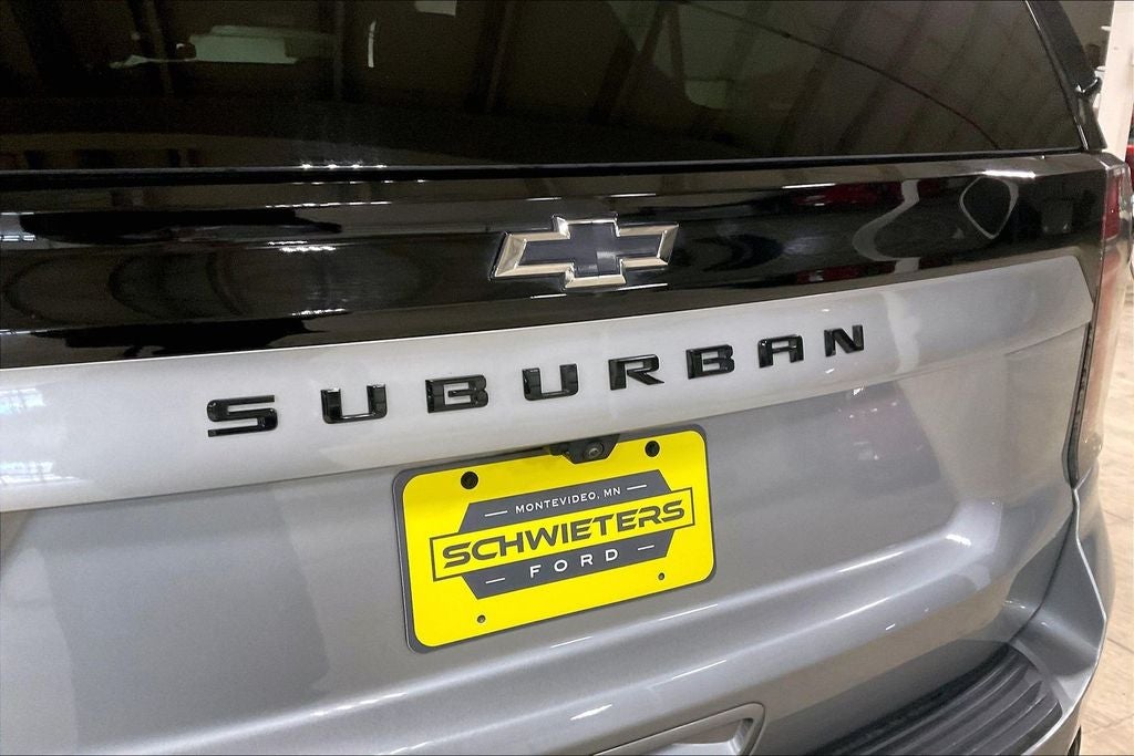 2025 Chevrolet Suburban Z71