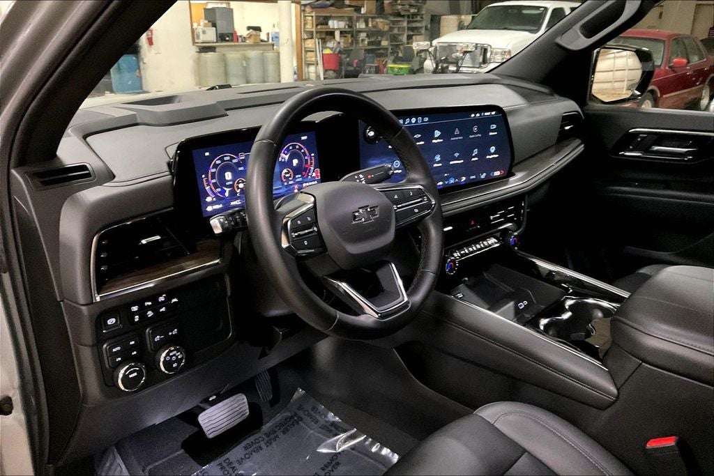 2025 Chevrolet Suburban Z71