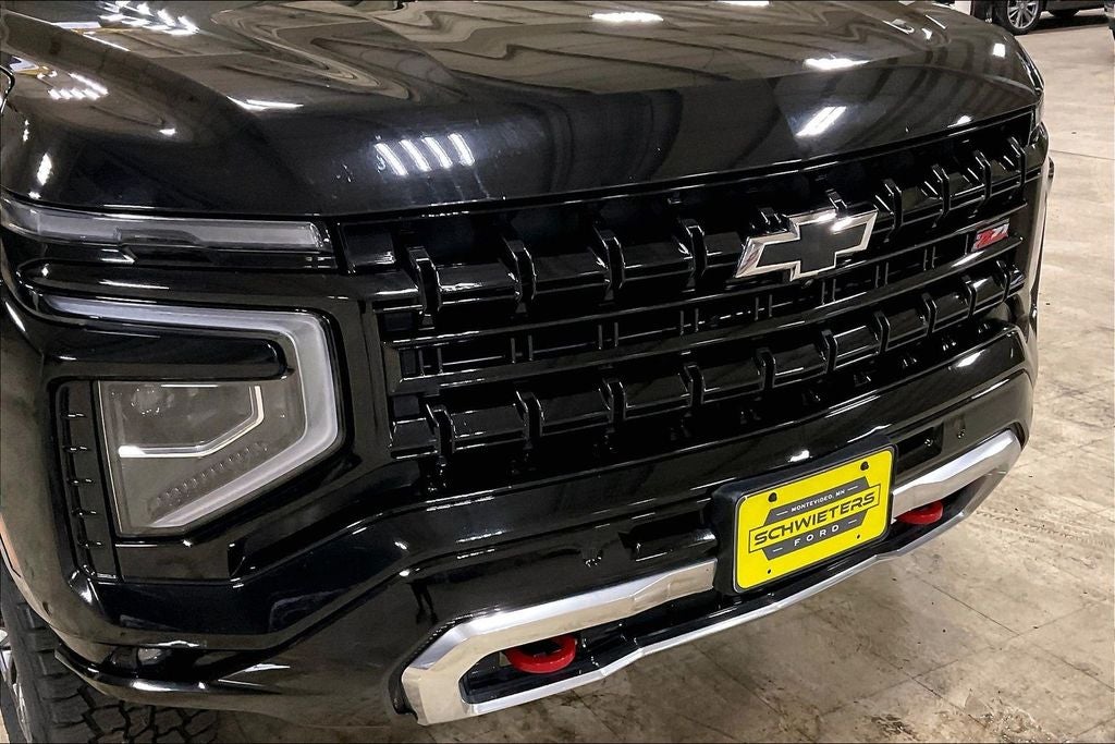 2025 Chevrolet Suburban Z71