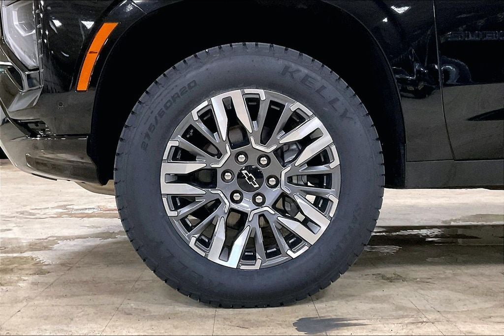 2025 Chevrolet Suburban Z71