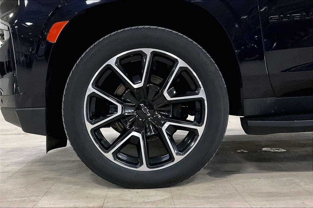 2024 Chevrolet Suburban RST