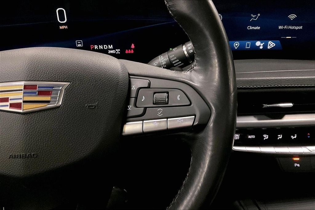 2024 Cadillac XT4 Premium Luxury