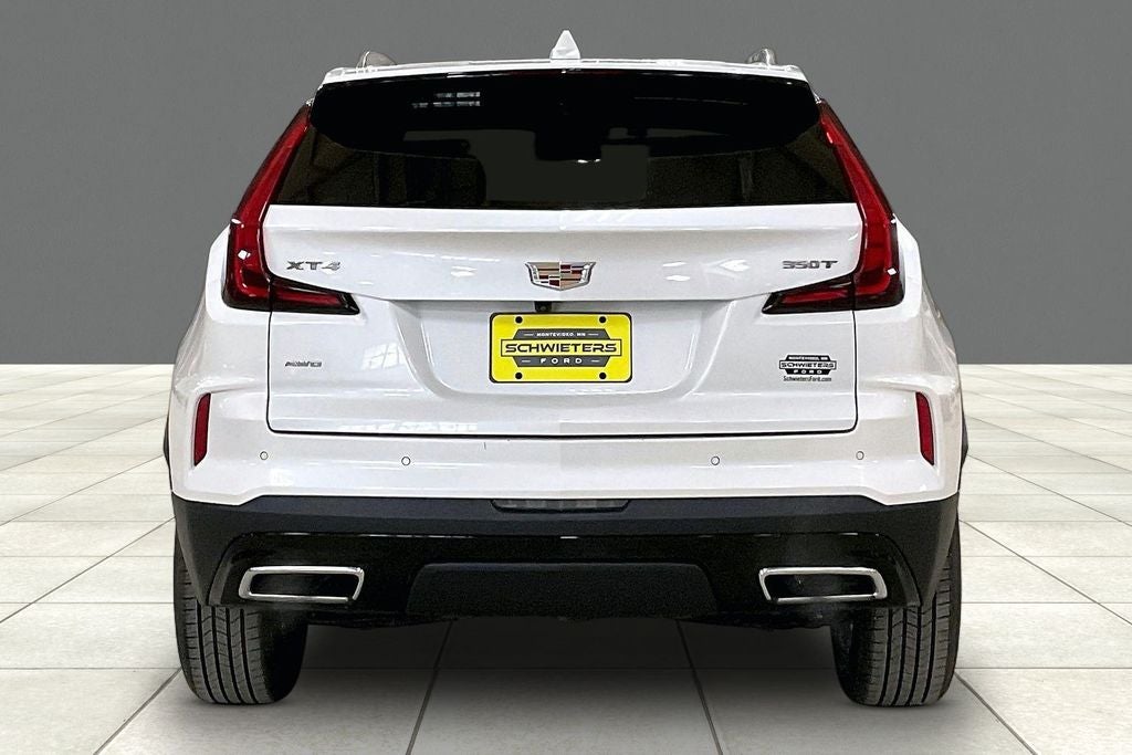 2024 Cadillac XT4 Premium Luxury