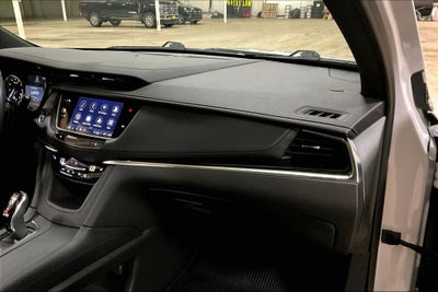 2024 Cadillac XT6 Luxury