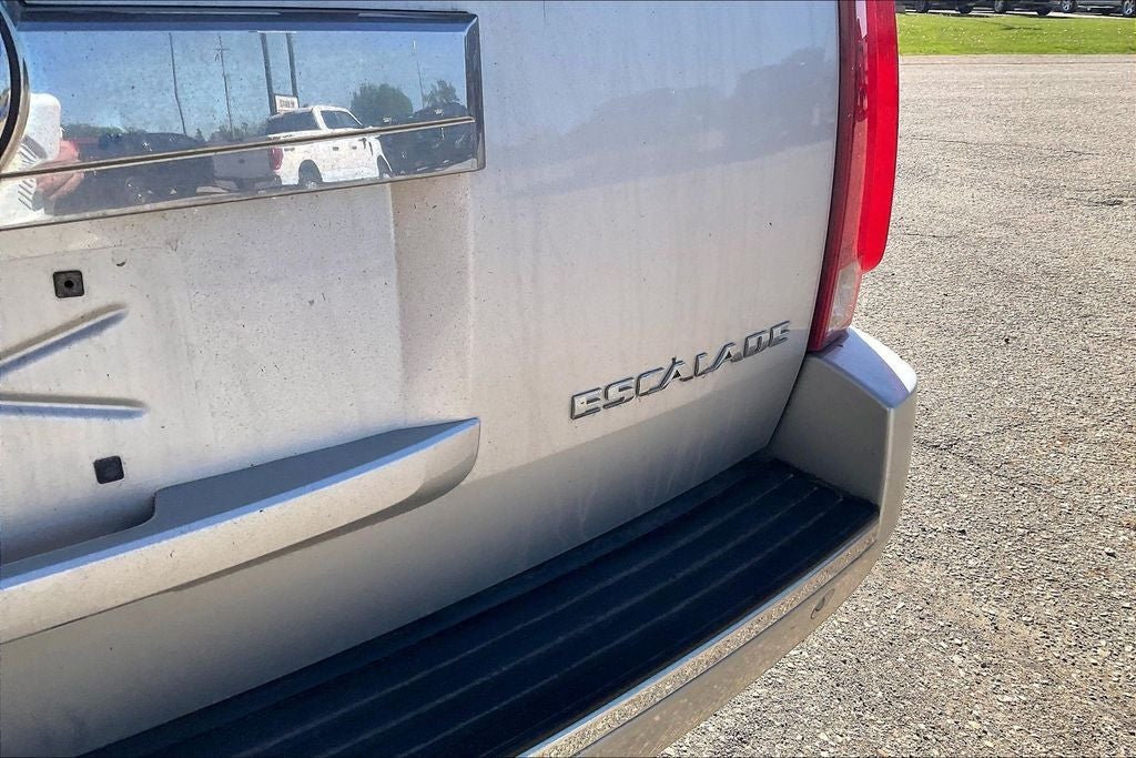 2011 Cadillac Escalade Luxury