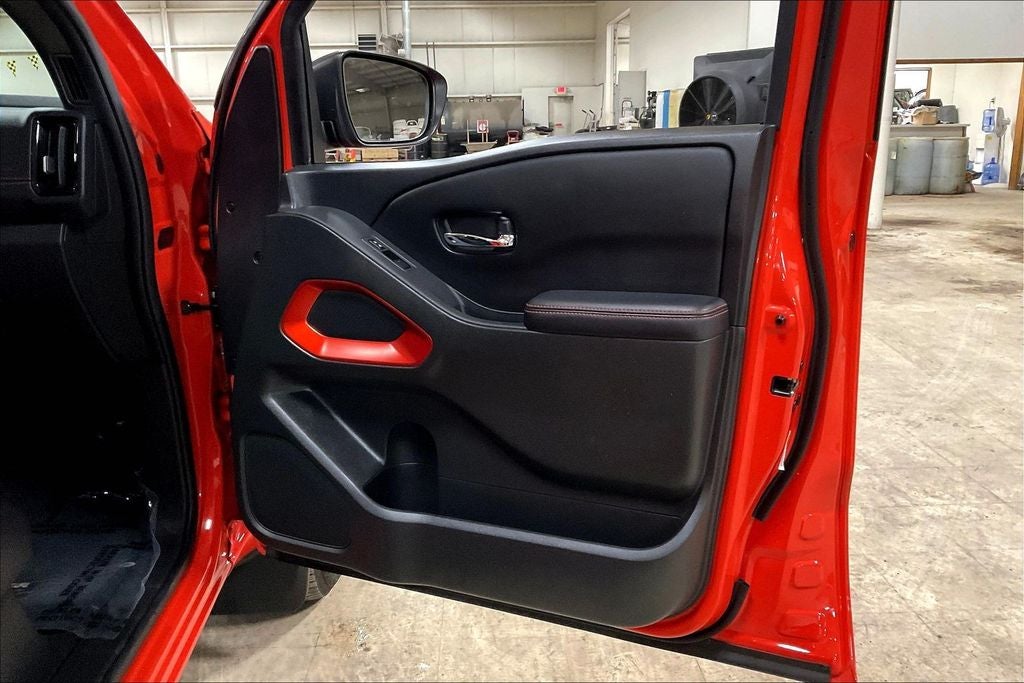 2025 Nissan Frontier PRO-4X