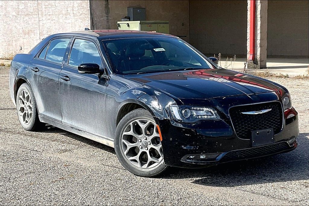 2016 Chrysler 300