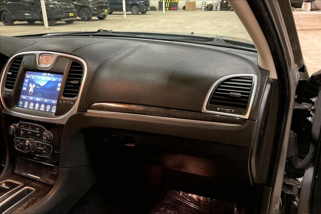 2019 Chrysler 300 Limited