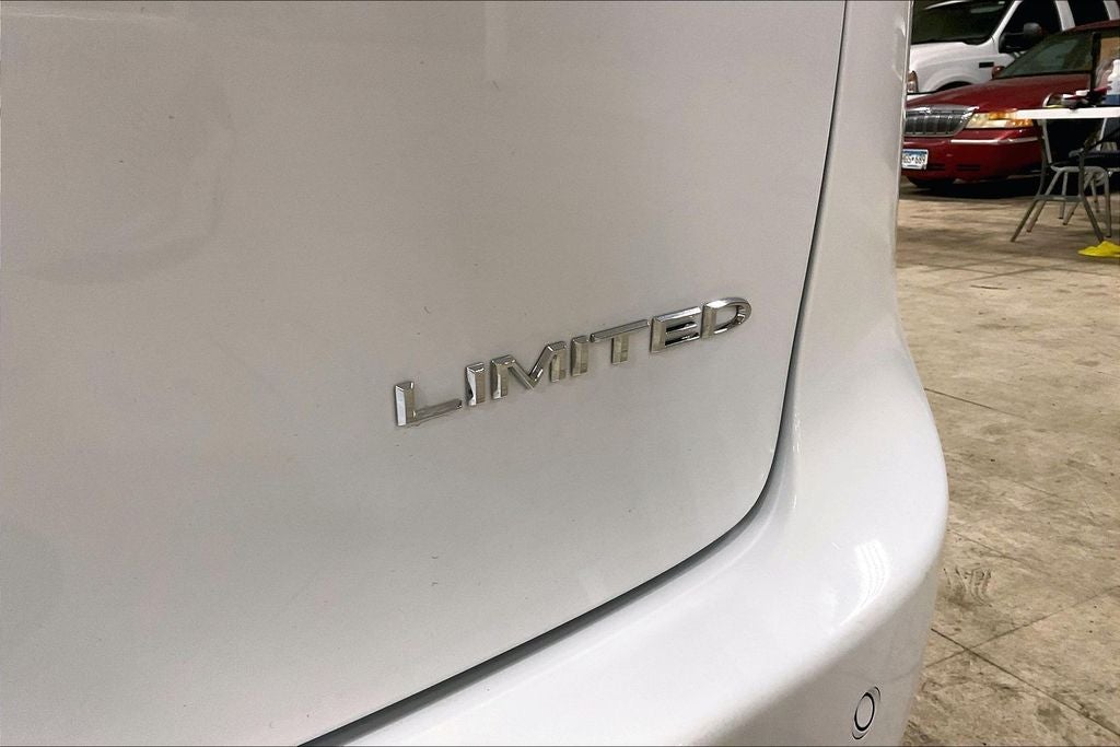 2026 Chrysler Pacifica Limited