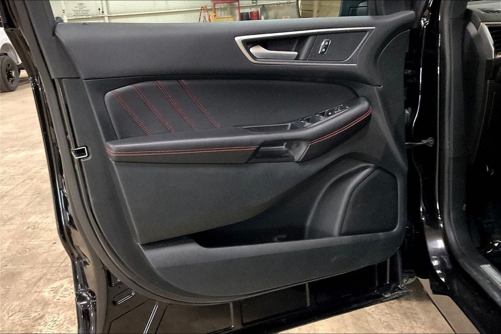 2024 Ford Edge ST Line