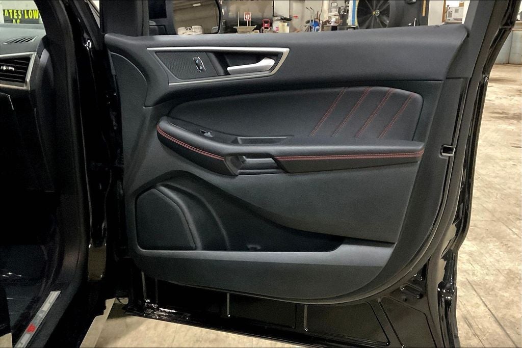 2024 Ford Edge ST Line