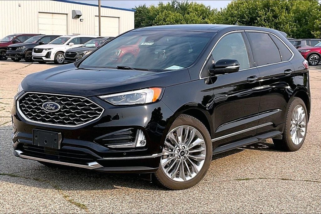 2020 Ford Edge Titanium