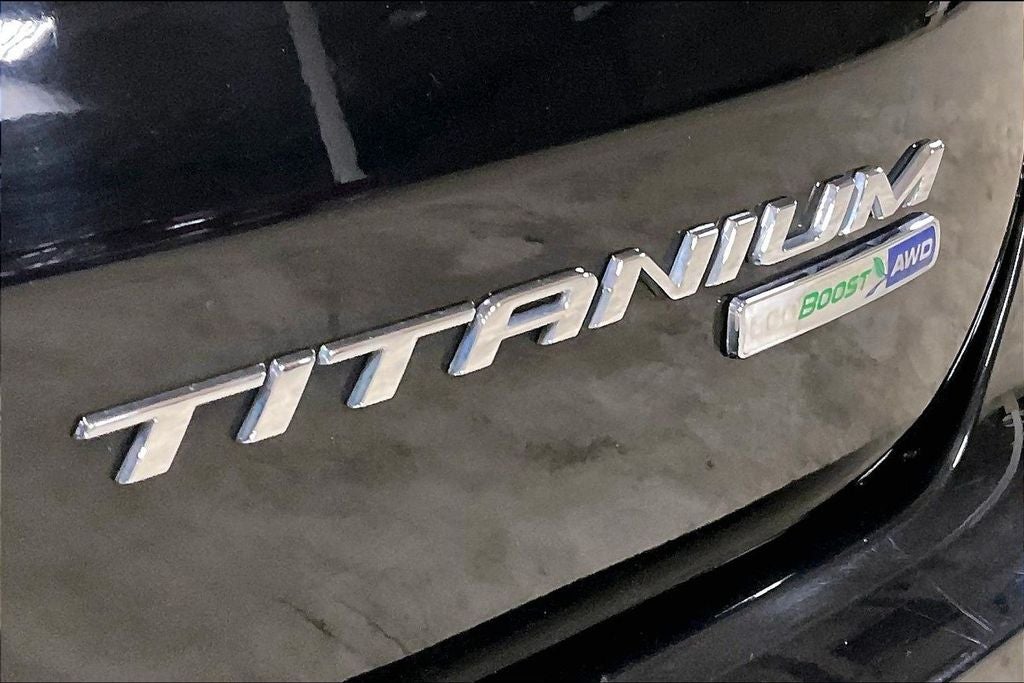2020 Ford Edge Titanium