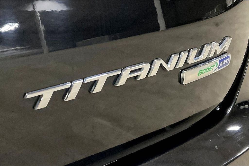 2020 Ford Edge Titanium