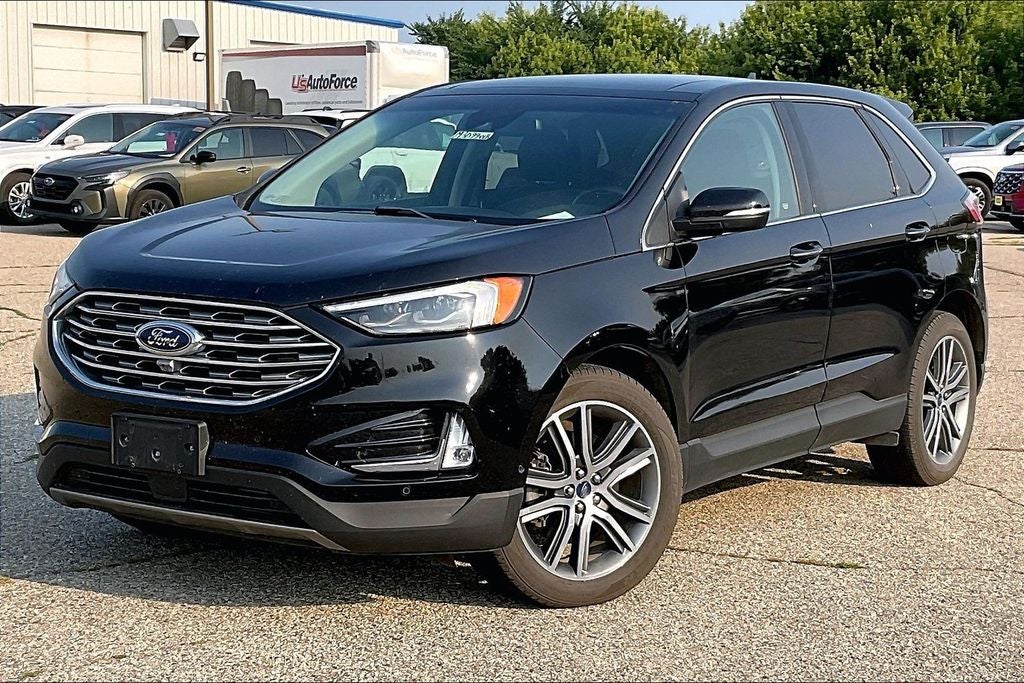2019 Ford Edge Titanium