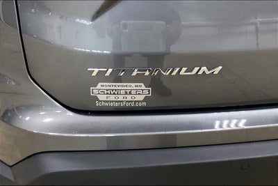 2023 Ford Edge Titanium