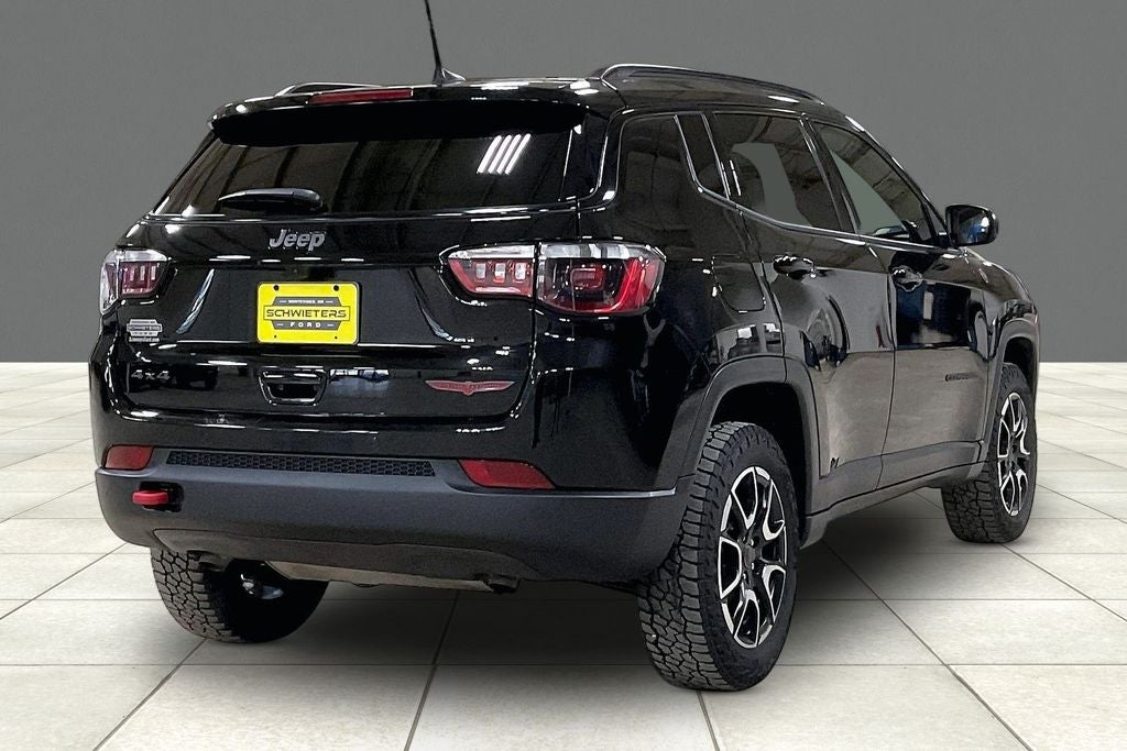 2025 Jeep Compass Trailhawk