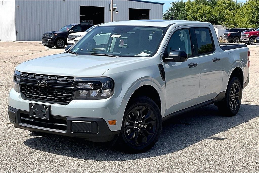 2023 Ford Maverick XL