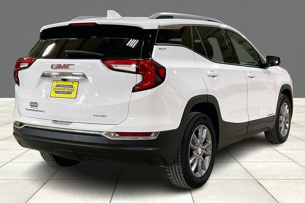 2024 GMC Terrain SLT