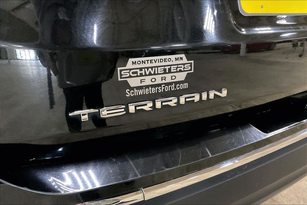 2024 GMC Terrain SLT